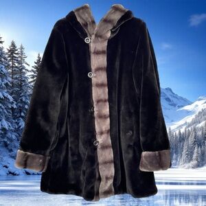 Black/Gray Faux Fur Hooded Coat Reverses to Gray Water Repellent Fabric Size Med